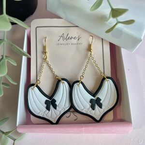 Charlotte Earrings -coquette